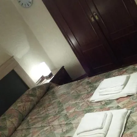 홈스테이 Matrimonial Centro Ciudad 오비에도